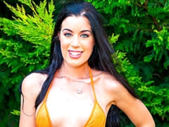 Любители, Большая жопа, Большие сиськи, Брюнетки, Пальцем, Белье, Соло, Стриптизерша