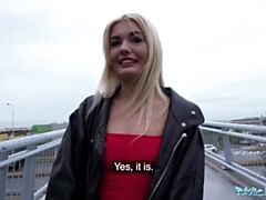 Blonde, Sucer une bite, Tir de sperme, Queue, Pov, Public, Réalité, Maigrichonne