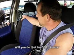 デカ尻, ブロンド, フェラチオ, 車, 淫乱熟女, アウトドア, ストッキング, ヤリマンの