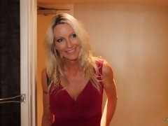 Grote kont, Grote mammen, Pijpbeurt, Vingeren, Handbeurt, Hardcore, Moeder die ik wil neuken, Tieten likken