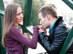 Grosse bite, Sucer une bite, Brunette brune, En levrette, Seins naturels, Petite femme, Maigrichonne, Adolescente