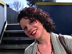 Enthousiasteling, Anaal, Bruinharig, Stel, Duits, Moeder die ik wil neuken, Rijden, Tieten likken