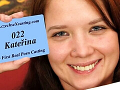 18 jahre, Grosser arsch, Grosser schwanz, Blasen, Braunhaarige, Hundestellung, Natürlichen titten, Jungendliche (18+)