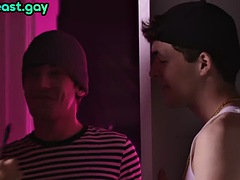 Анальный секс, Геи, Вечеринка, На публике, Тощие