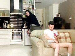 Amateur, Arabe, Femme couguar, Conversation vulgaire, Fétiche des pieds, Mère que j'aimerais baiser, Maman, Solo