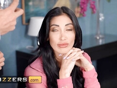 Sperma im mund, Kehlenfick, Schwanz, Aufs gesicht abspritzen, Absätze, Riesig, Flotter dreier, Titten