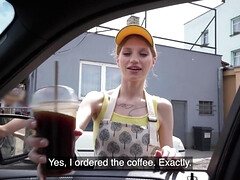 Sucer une bite, En levrette, Européenne, Branlette thaïlandaise, Public, Rugueux, Maigrichonne, Adolescente