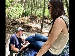 Amateur, Amarrada, Fetiche de pies, Hd, Humillación, Lamidas, Al aire libre, Esclavo