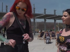 Grosse titten, Fesselspiele, Domination, Frau, Öffentlich, Rau, Hintern versohlen, Spanner