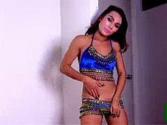 Anal, Doigter, Talons, Masturbation, Petite femme, Piercing, Transsexuelle, Solo