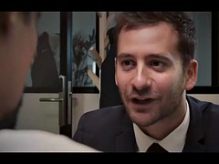 Accidente, Holandés, Bajo la falda