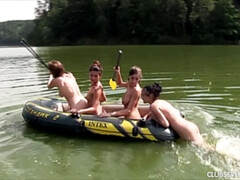 Большие сиськи, В клубе, Европейки, Группа, Лесбиянка, На природе, На публике, Влажная