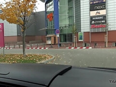 Семяизвержение, Чешки, Секс без цензуры, Лизание, Натуральные сиськи, На публике, Киски, Тугие