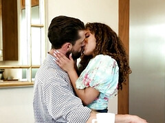 Cul, Gros cul, Blonde, Sucer une bite, Brunette brune, Tir de sperme, Hd, Chatte