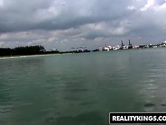 Anaal, Grote lul, Orgasme, Buiten, Klein, Openbaar, Tiner anaal, Tieten likken