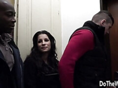 Zwart, Pijpbeurt, Bruinharig, Man die toekijkt, Hondjeshouding, Tiener, Trio, Tieten likken