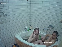 Enthousiasteling, Hardcore, Zoenen, Douche