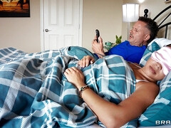 Grosser arsch, Grosse titten, Blasen, Paar, Milf, Muschi, Flotter dreier, Titten