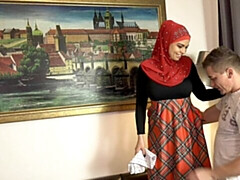 Leie, Grosser arsch, Grosser schwanz, Grosse titten, Blasen, Hundestellung, Milf