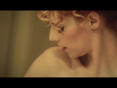 Noire, Robe, Talons, Masturbation, Mamelons, Chatte, Solo, Sous la jupe