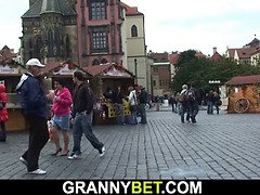 Grosse titten, Blasen, Braunhaarige, Geile alte tussi, Mutti, Realität, Schreiend, Stiefmutter