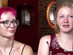 Leie, Freundin, Selbstgemacht, Lesbisch, Masturbation, Schlampe, Jungendliche (18+), Titten