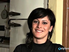 美女, 足, フェティッシュ, 足フェチ, 人妻の, イタリア人, ナイロン, 穴開きパンティ