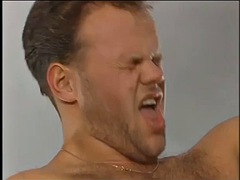 Anal, Nana, Blonde, Brunette brune, Européenne, Groupe, Mature, Rétro ancien