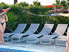 18 ans, Gros cul, Gros seins, Gode, Nue, Maigrichonne, Adolescente, Jouets