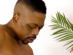 18 jaar, Rondborstig, Lul, 1 man 2 vrouwen, Hd, Rijpe lesbienne, Zuigen, Trio