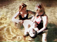 Lamer culo, Morena, Lesbiana, Lamidas, Masaje, Masturbación, Medias largas, Juguetes