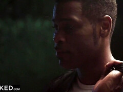 Gros seins, Queue, En levrette, Double pénétration, Faciale, Interracial, Embrassement, Serbe