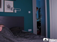 Enthousiasteling, Grote kont, Pijpbeurt, Moeder die ik wil neuken, Kut duiken, Roodharige vrouw, Geschoren, Zuigen