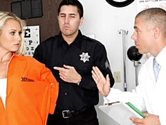 Culo grande, Verga grande, Tetas grandes, Rubia, Mamada, Estilo perrito, Afeitado, Tetas