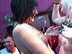 Минет, В клубе, Групповуха, Оргии, Вечеринка