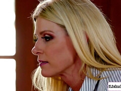 18 años, Tetas grandes, Rostro sentado, Peludo, Masturbación, Madres para coger, Coño, Adolescente