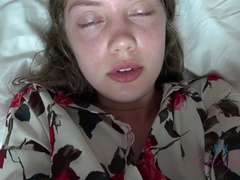 Amateur, Morena, Penetracion con dedos, Novia, Orgasmo, Pov, Público, Coño