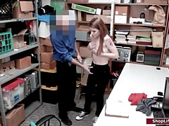 Grosse bite, Domination, Branlette thaïlandaise, Chatte, Réalité, Dénudage, Tatouage, Nénés