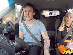 デカチン, 下着