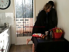 Grosser schwanz, Familie, Handjob, Reif, Milf, Öffentlich, Taboo, Spanner