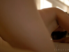 Rubia, Morena, Engañando, Familia, Lamidas, Coño, Cabello corto, Tetas