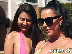 デカチン, デカパイ, フェラチオ, なめる, 淫乱熟女, 母, オマンコ, 三人