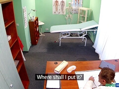 Leie, Arsch, Blasen, Vollbusig, Betrug, Arzt, Handjob, Büro