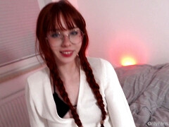 18 ans, Amateur, Fait maison, Pov, Rousse roux, Jupe, Adolescente, Nénés