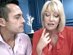 Sucer une bite, En gros plan de très près, Tir de sperme, Doigter, Mamie, Mature, Chatte, Professeur