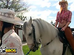 Culo grande, Tetas grandes, Rubia, Sexo duro, Enorme, Tetas naturales, Afeitado, Tetas