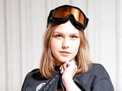 Amateur, Culo grande, Penetracion con dedos, Tetas naturales, Afeitado, Flaco, Adolescente, Tetas