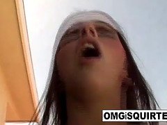 Pijpbeurt, Bruinharig, Sperma shot, Lul, Vingeren, Hardcore, Ruw, Zuigen