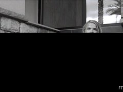 アナル, オナニー, 怪物, オーガズム, 公共, 一人, おもちゃ, スカートのぞき