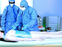 18, デカパイ, 茶髪の, 着衣女と全裸男, フェティッシュ, ヌード, ガリガリ, ティーン